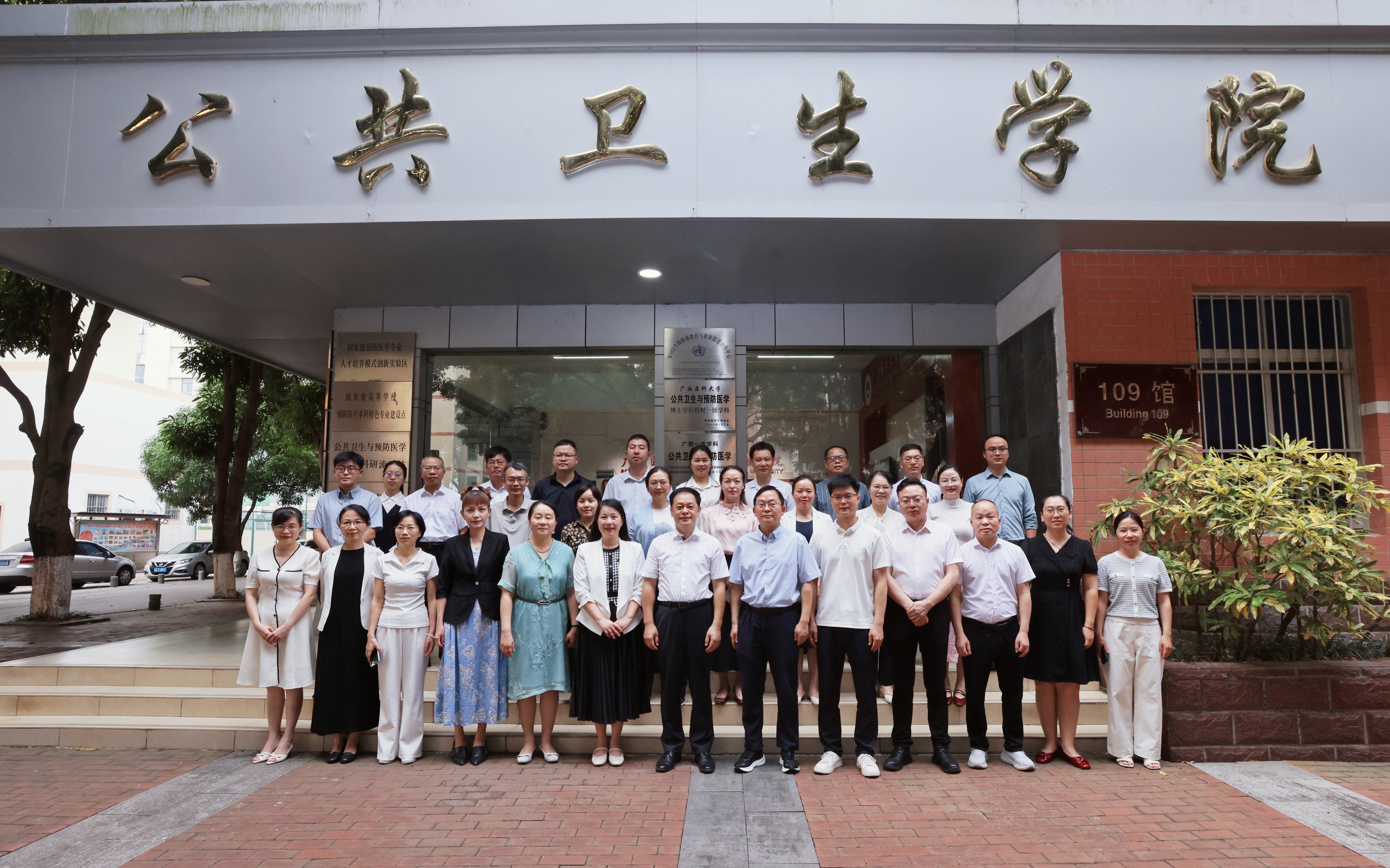 8bdd1187ab56d3e39d7254a5b9797f67.jpg